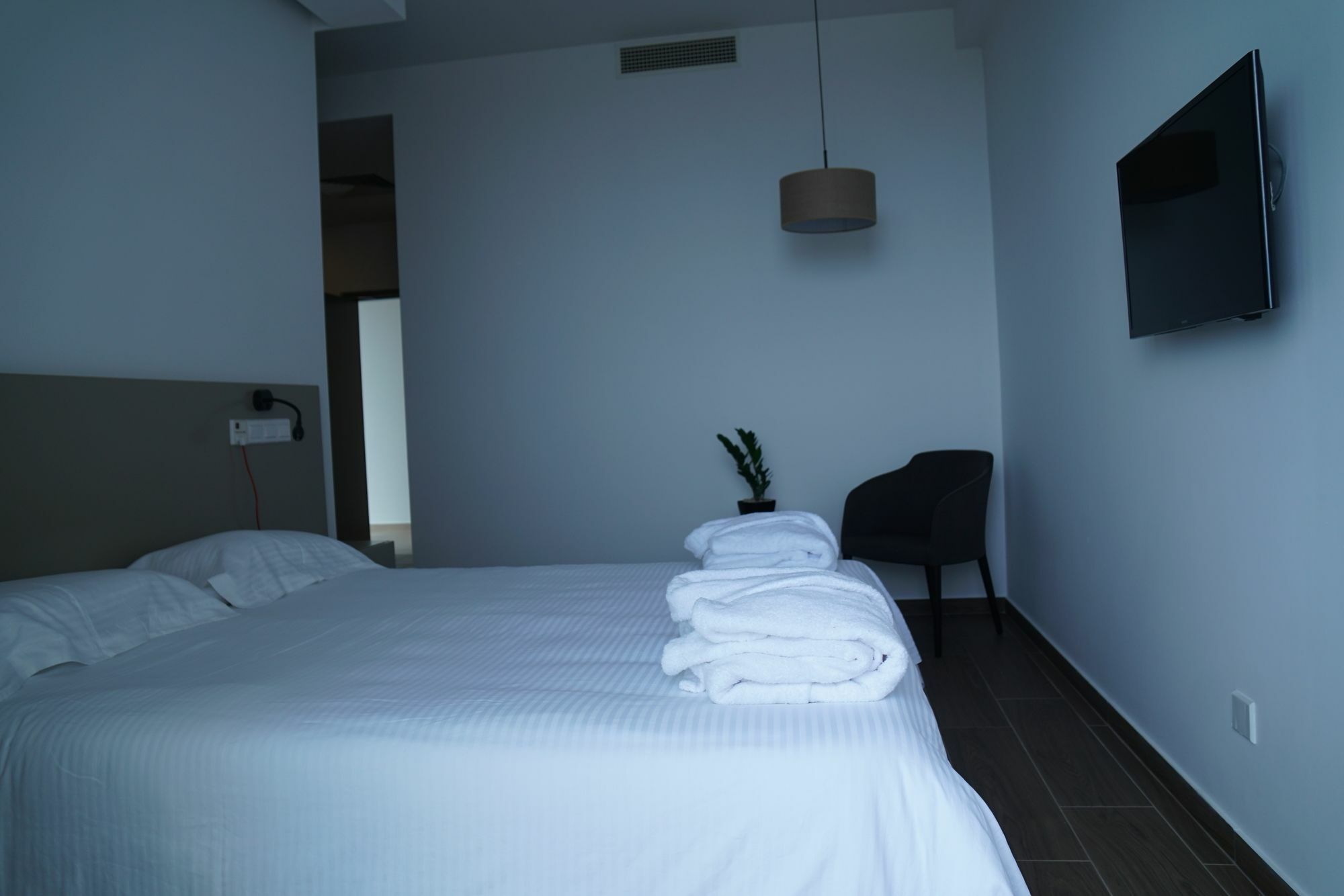 Eden Resort Wellness Rehabilitation Терсефану Экстерьер фото
