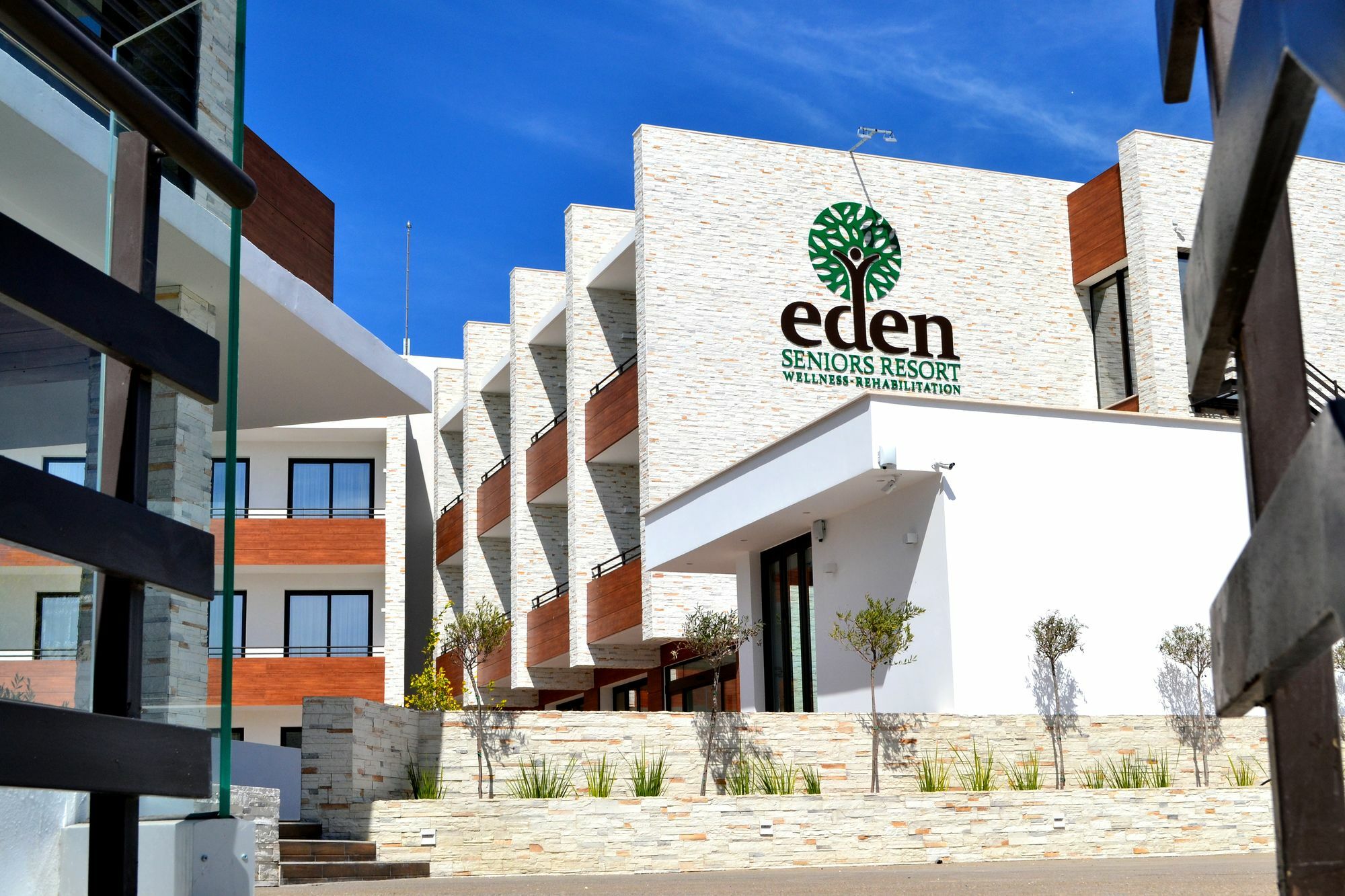 Eden Resort Wellness Rehabilitation Терсефану Экстерьер фото